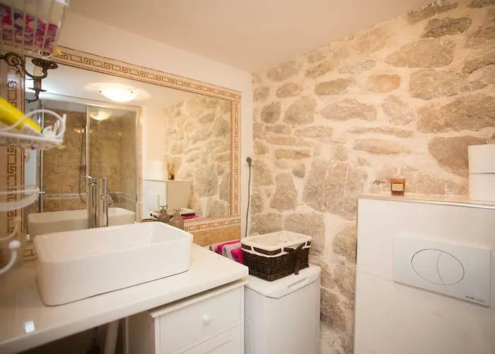 House - Dama 斯普利特