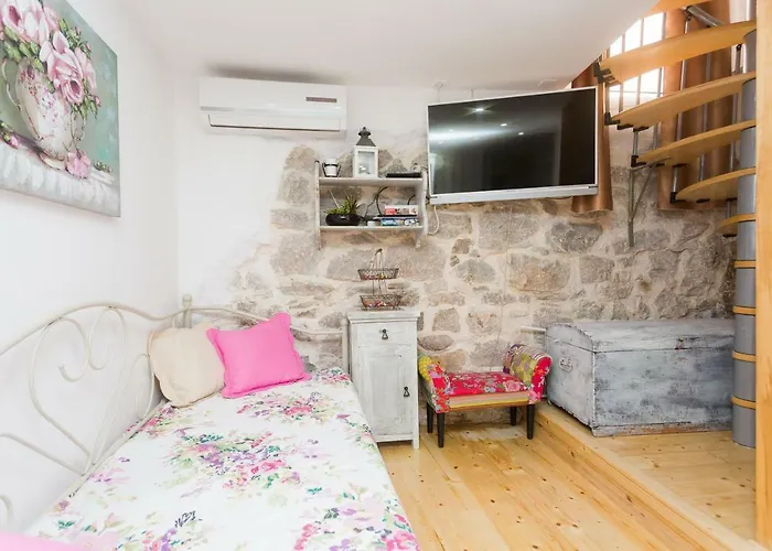 House - Dama * 斯普利特