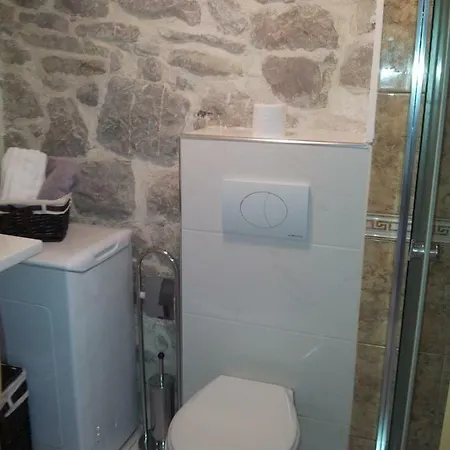 House - Dama Apartment Split