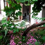 House - Dama شقة سبليت